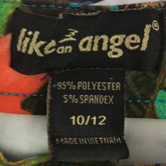 Smooth and Stretchy kid size 10/12 Jungle print. - Picture 2 of 3